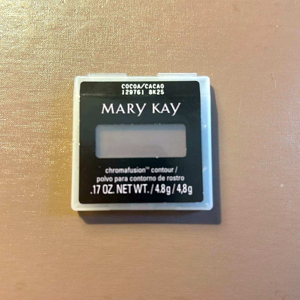 Mary Kay chromafusion contour in Cocoa
